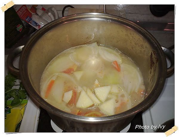201302184242