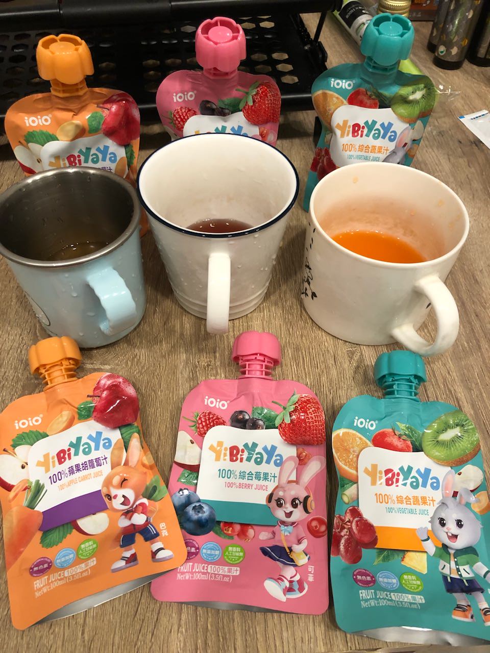 水果汁 小孩 小孩飲料 小孩果汁 幼兒食品 幼兒果汁  幼兒飲品推薦 果汁 蔬菜果汁 蔬果汁 百分百果汁  100%果汁 草莓果汁 胡蘿蔔汁 新竹美食 十全特好 十 全果醋  iOiO 一比呀呀 禮盒推薦