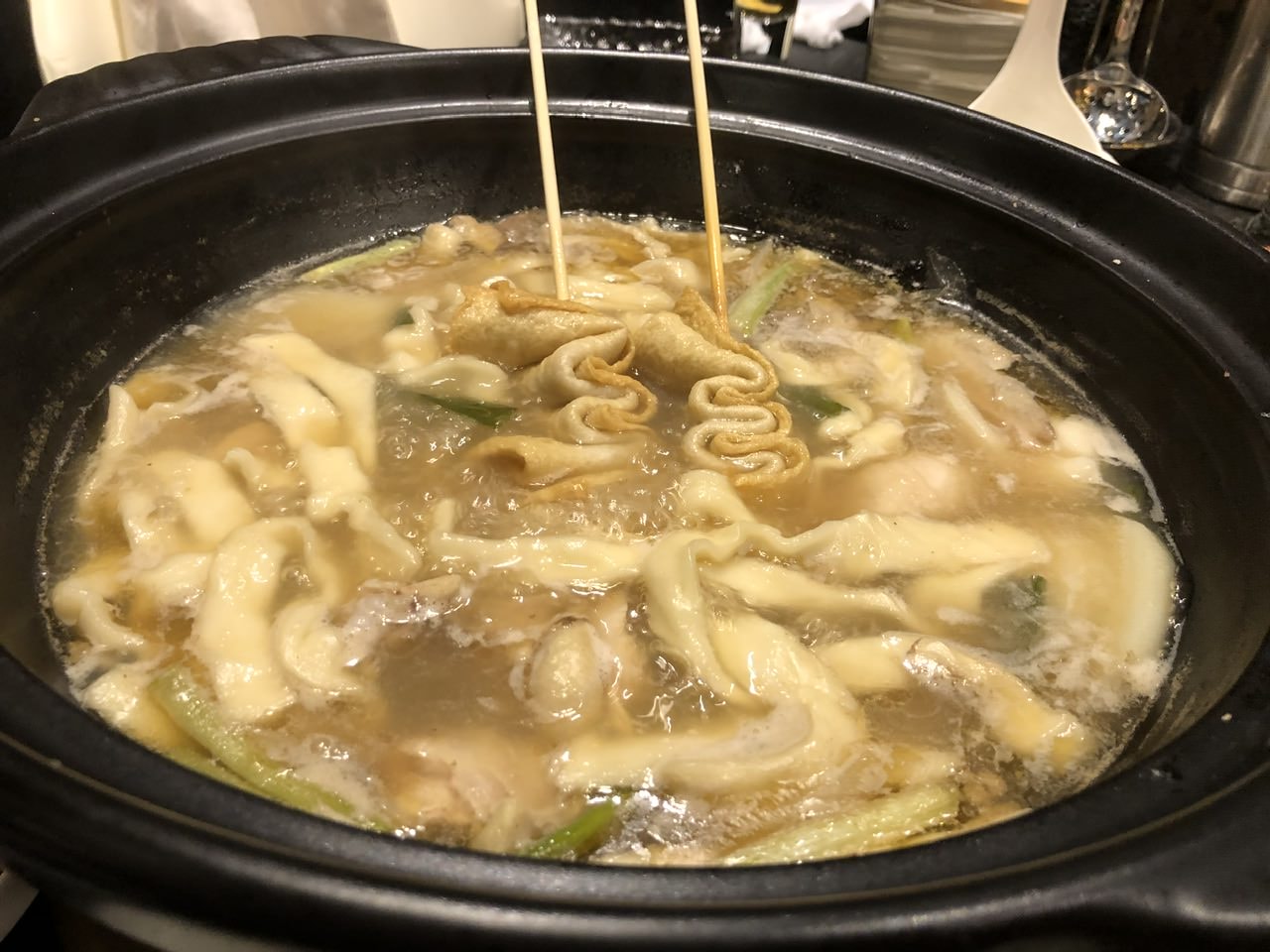 【捷運市府站】微風信義店~朋月栻-韓雞雞–江原道-宗음식 韓吃一隻雞火鍋鍋物饗宴|大呼過癮的雞湯火鍋美食冒險! - 第30張圖