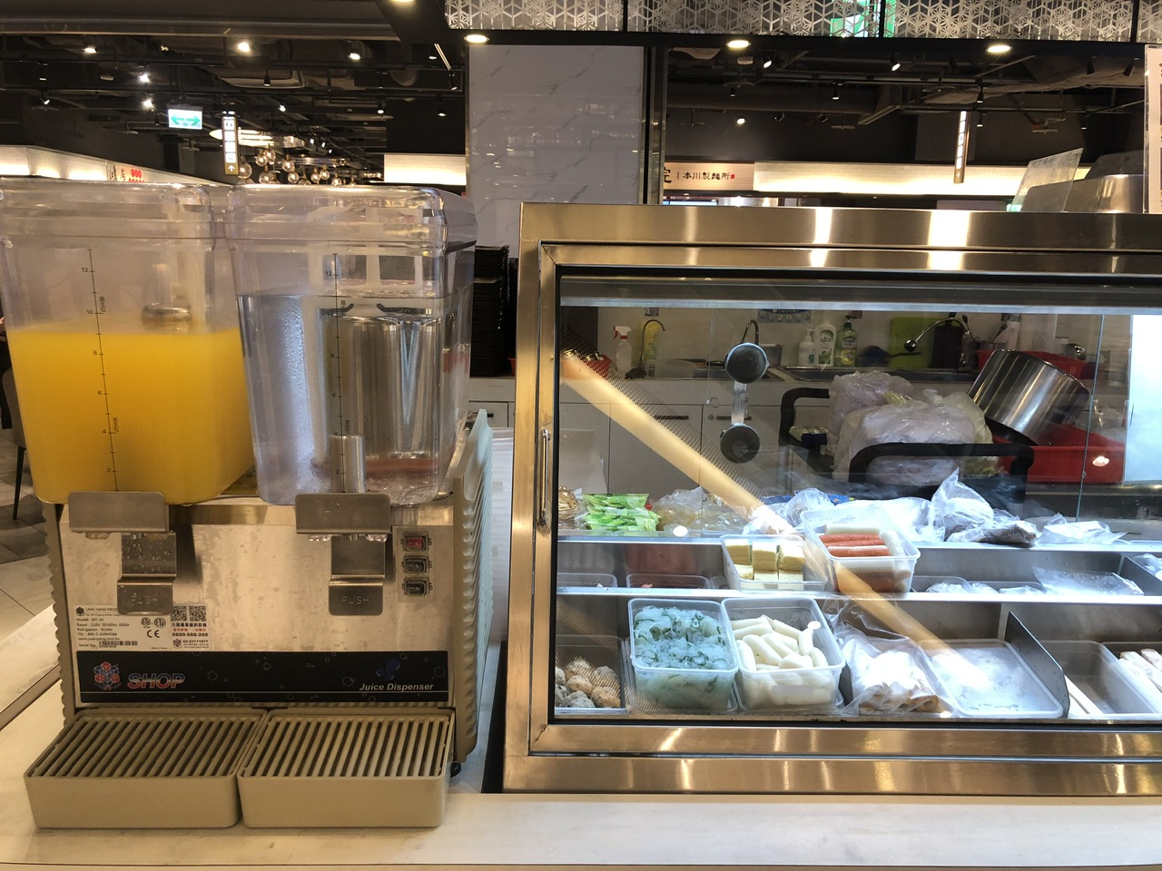 【滷台味】台北微風南山地下街的台味美食|雞腿飯、牛三寶麵一次收服味蕾的經典滷香 - 第6張圖